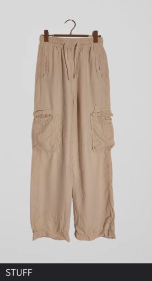 דגמ"ח חאקי STRADIVARIUS